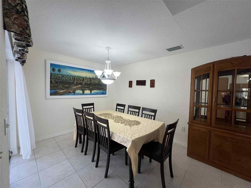 En Renta: $2,500 (3 camas, 2 baños, 1450 Pies cuadrados)