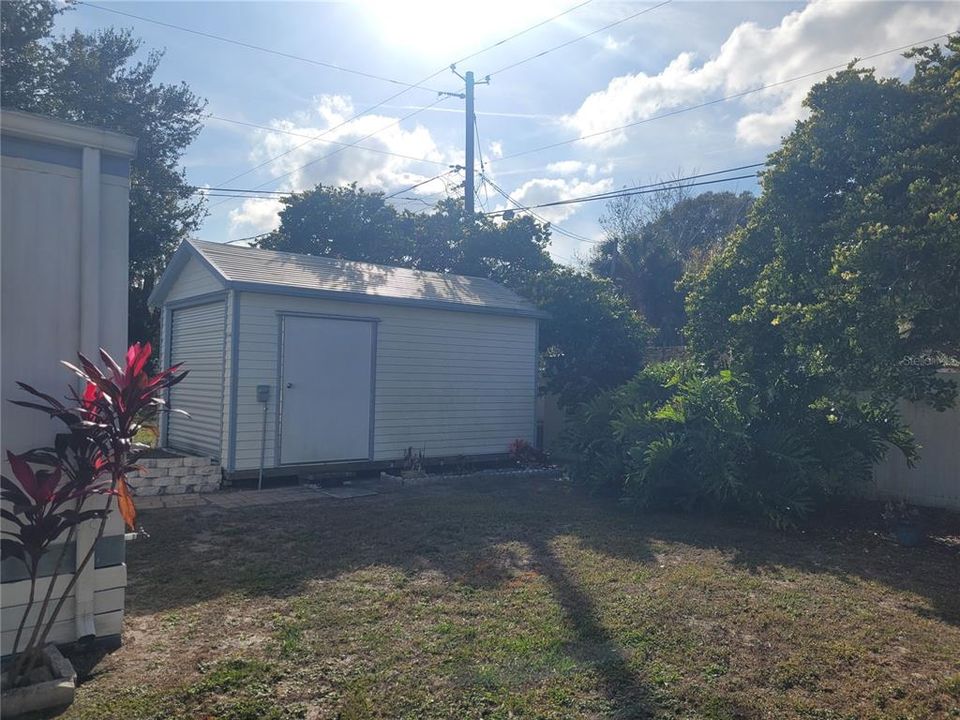 For Sale: $85,900 (3 beds, 1 baths, 672 Square Feet)