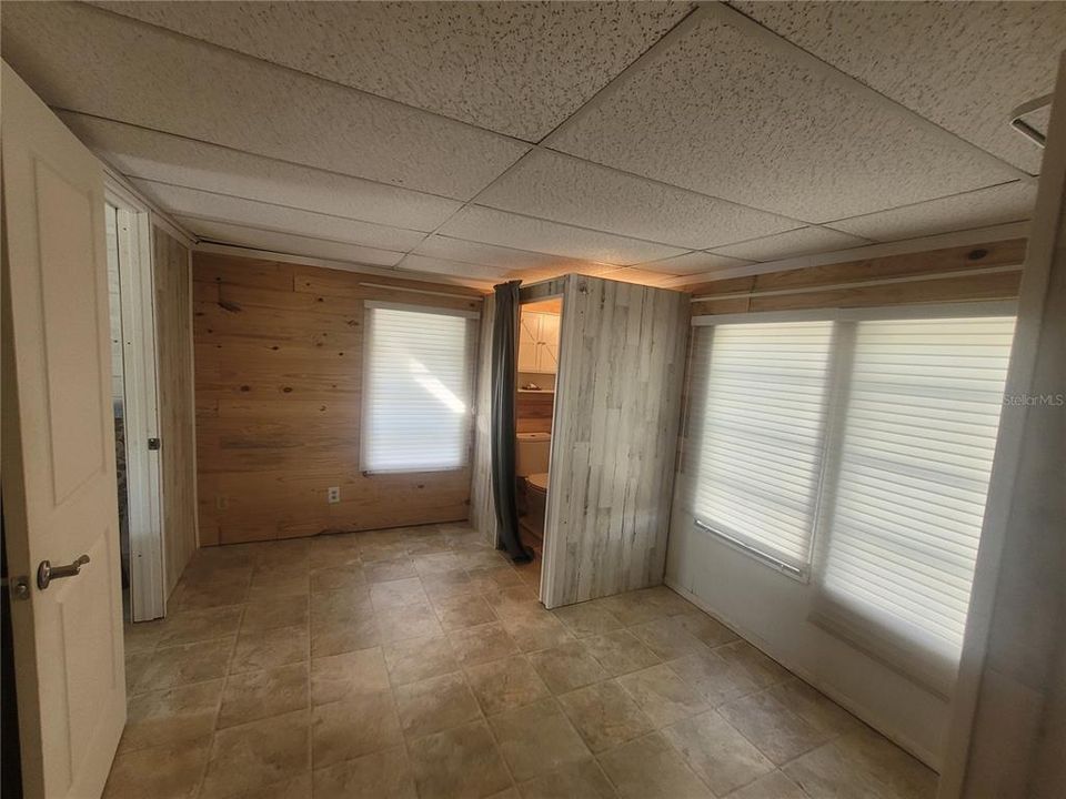 For Sale: $85,900 (3 beds, 1 baths, 672 Square Feet)