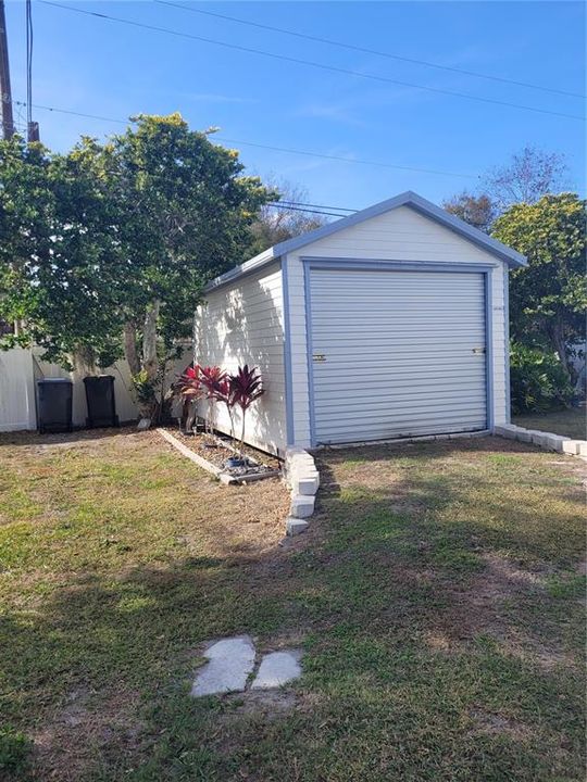 For Sale: $85,900 (3 beds, 1 baths, 672 Square Feet)