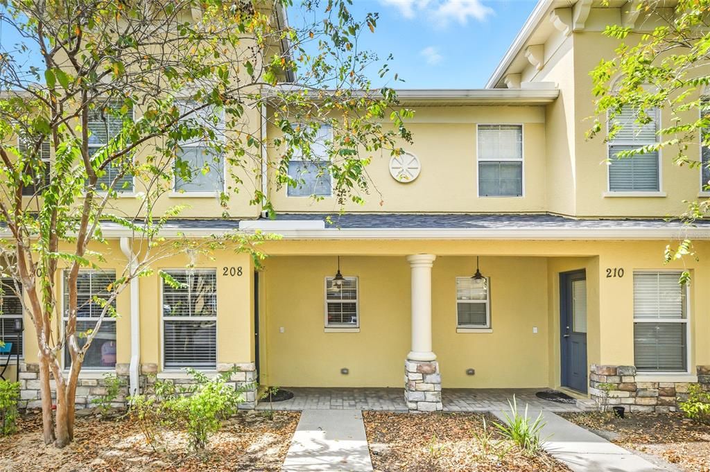 В аренду: $2,300 (2 спален, 2 ванн, 1560 Квадратных фут)