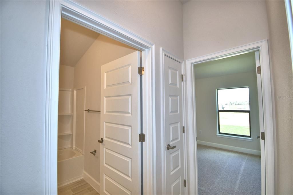 For Sale: $407,409 (4 beds, 2 baths, 1820 Square Feet)