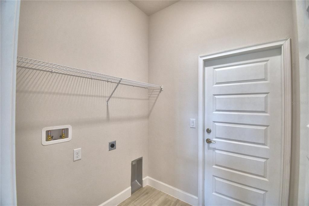 For Sale: $407,409 (4 beds, 2 baths, 1820 Square Feet)