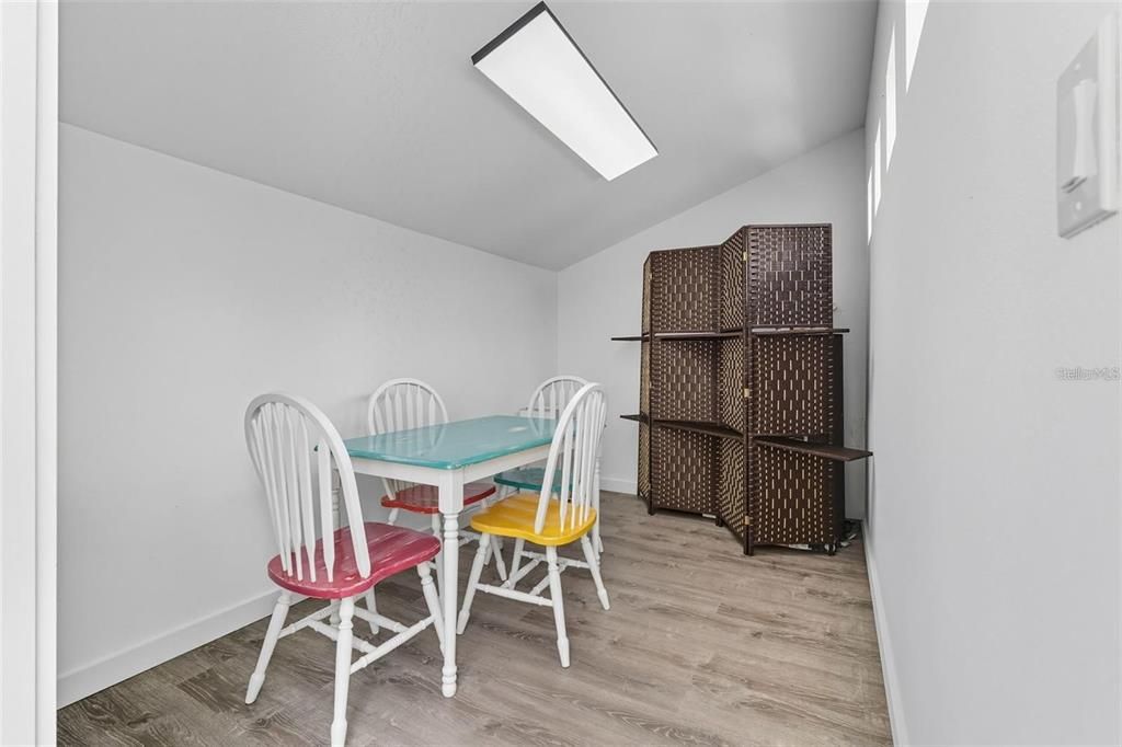 For Rent: $2,000 (2 beds, 2 baths, 780 Square Feet)