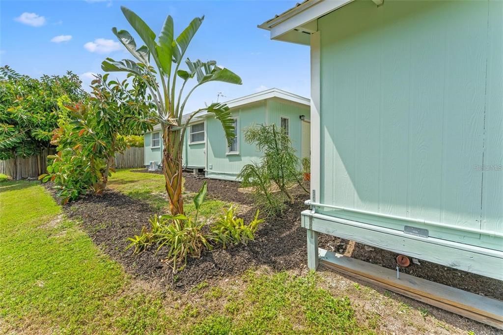 For Rent: $2,000 (2 beds, 2 baths, 780 Square Feet)