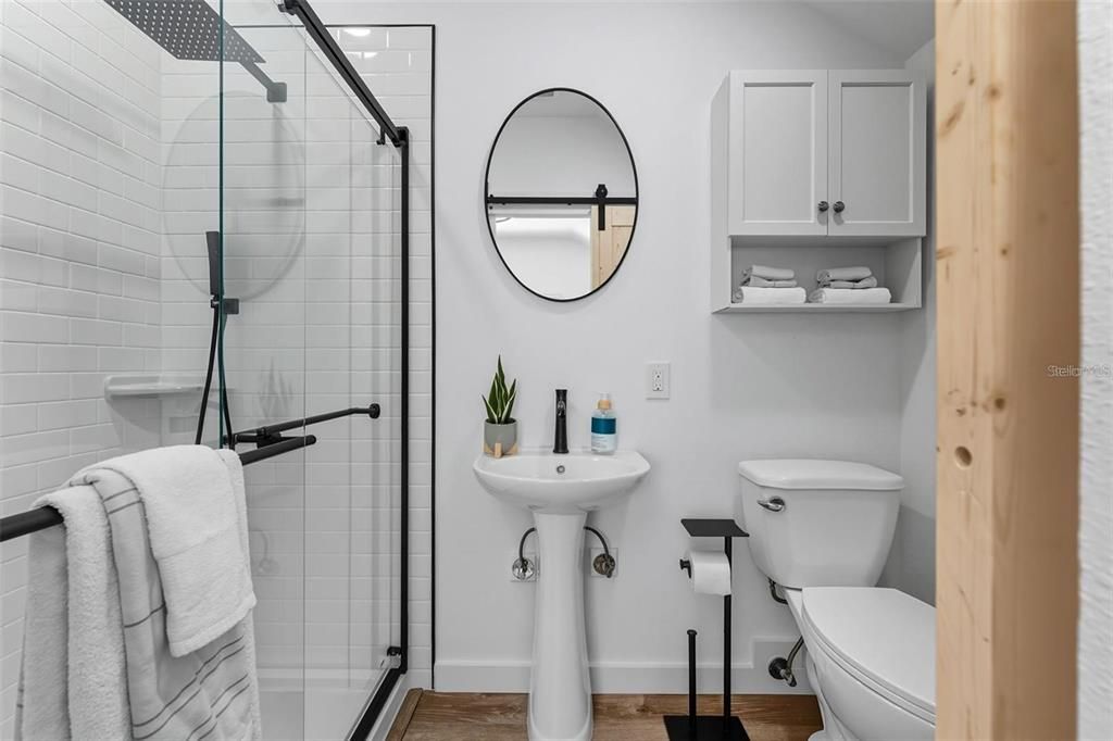 For Rent: $2,000 (2 beds, 2 baths, 780 Square Feet)