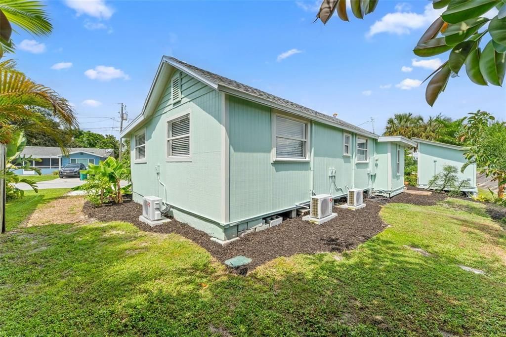 For Rent: $2,000 (2 beds, 2 baths, 780 Square Feet)