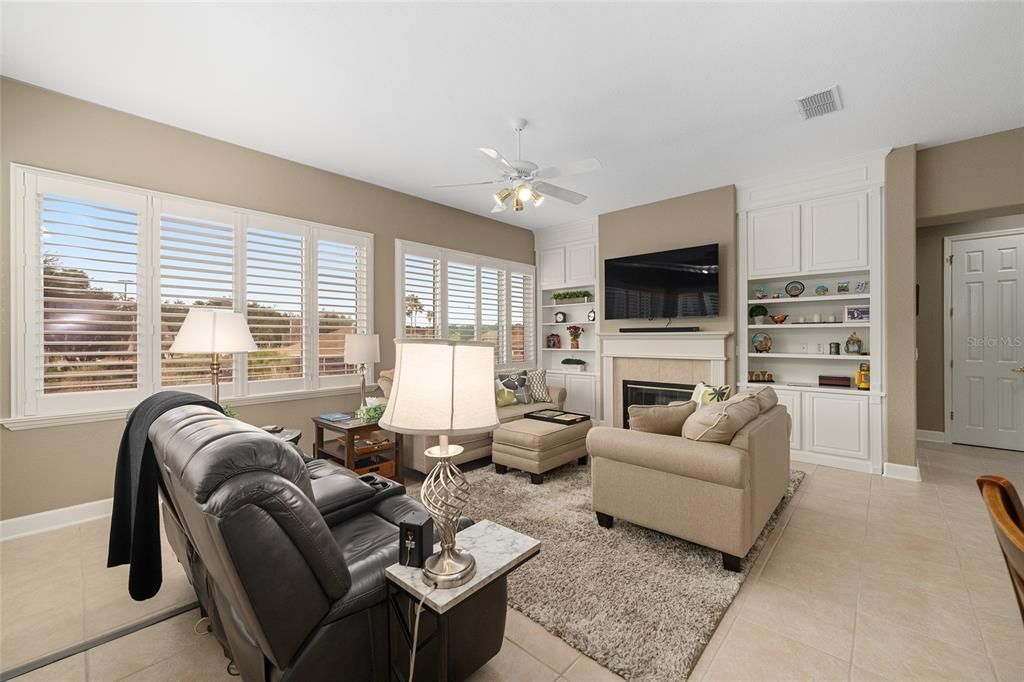 For Sale: $469,000 (3 beds, 2 baths, 2346 Square Feet)