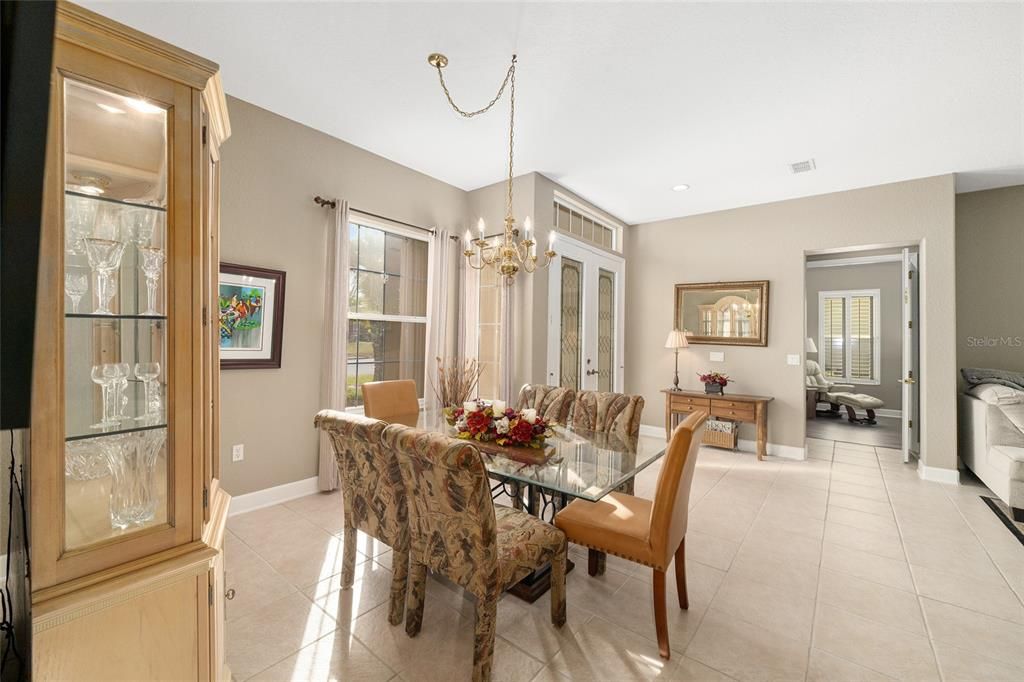 For Sale: $469,000 (3 beds, 2 baths, 2346 Square Feet)