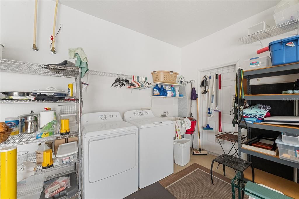 For Sale: $469,000 (3 beds, 2 baths, 2346 Square Feet)