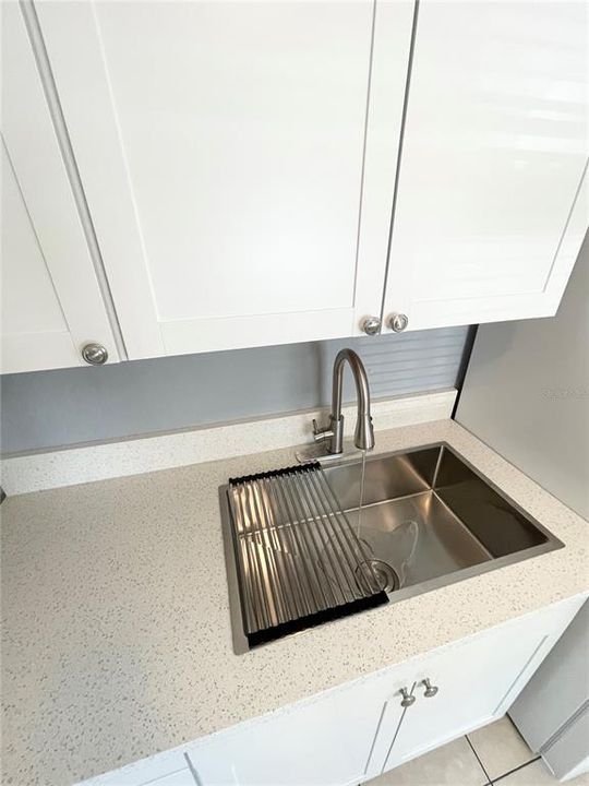 For Sale: $239,000 (8 beds, 0 baths, 1344 Square Feet)