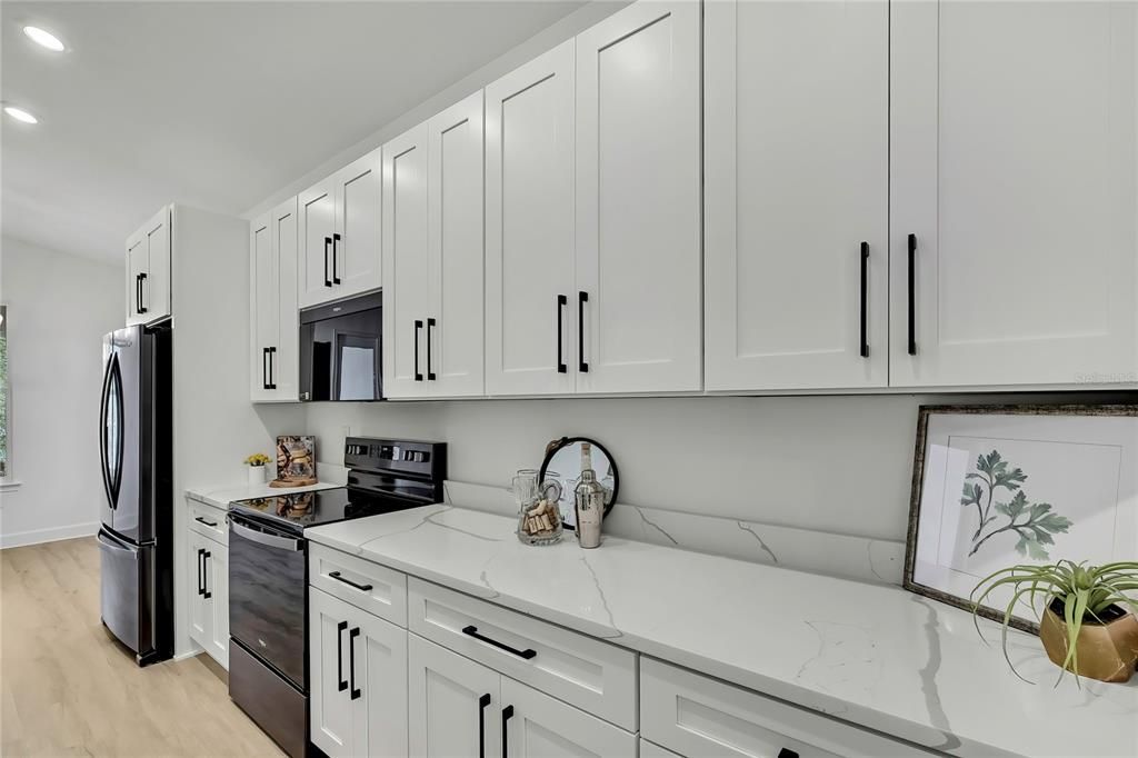 En Venta: $419,990 (4 camas, 3 baños, 2061 Pies cuadrados)