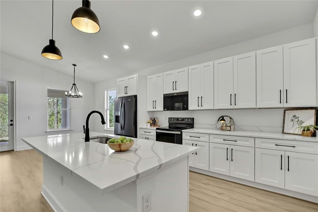 En Venta: $419,990 (4 camas, 3 baños, 2061 Pies cuadrados)