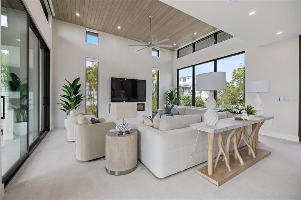 For Sale: $4,123,000 (4 beds, 3 baths, 3243 Square Feet)