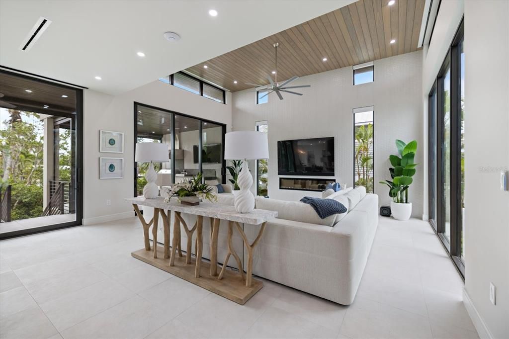 For Sale: $4,123,000 (4 beds, 3 baths, 3243 Square Feet)