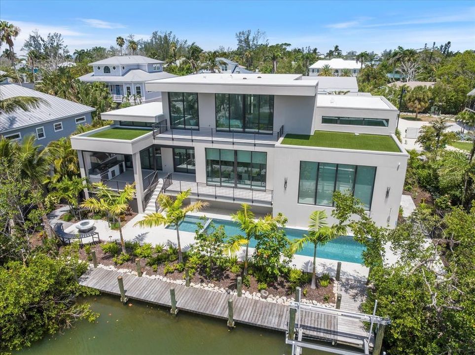 For Sale: $4,123,000 (4 beds, 3 baths, 3243 Square Feet)