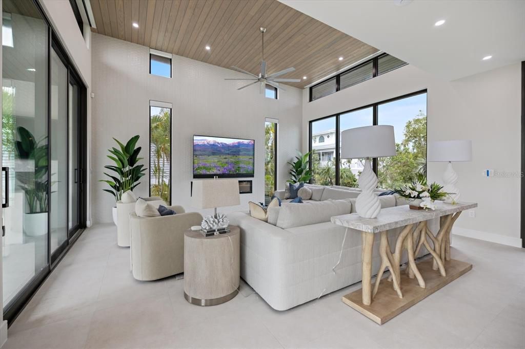 For Sale: $4,123,000 (4 beds, 3 baths, 3243 Square Feet)