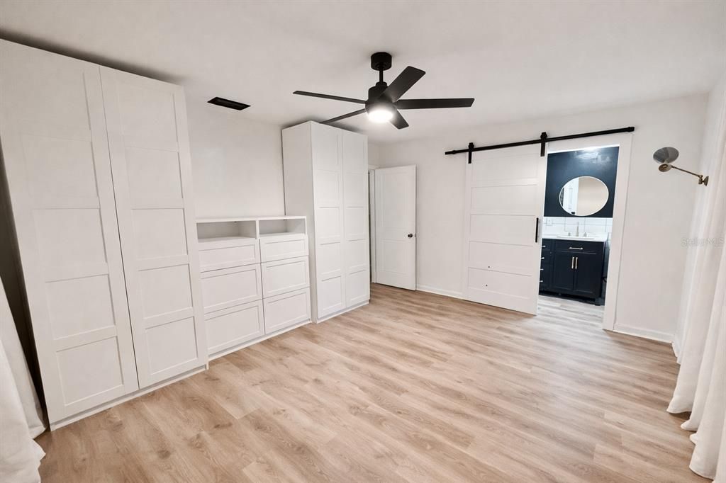 For Sale: $249,900 (3 beds, 2 baths, 1640 Square Feet)