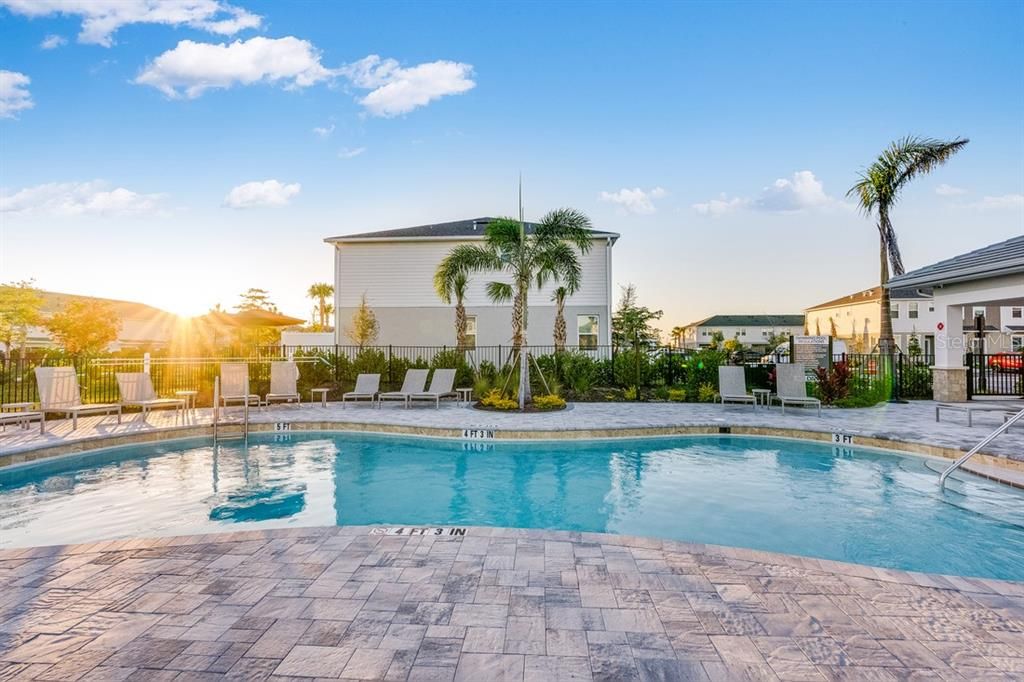 For Sale: $342,629 (3 beds, 2 baths, 1373 Square Feet)