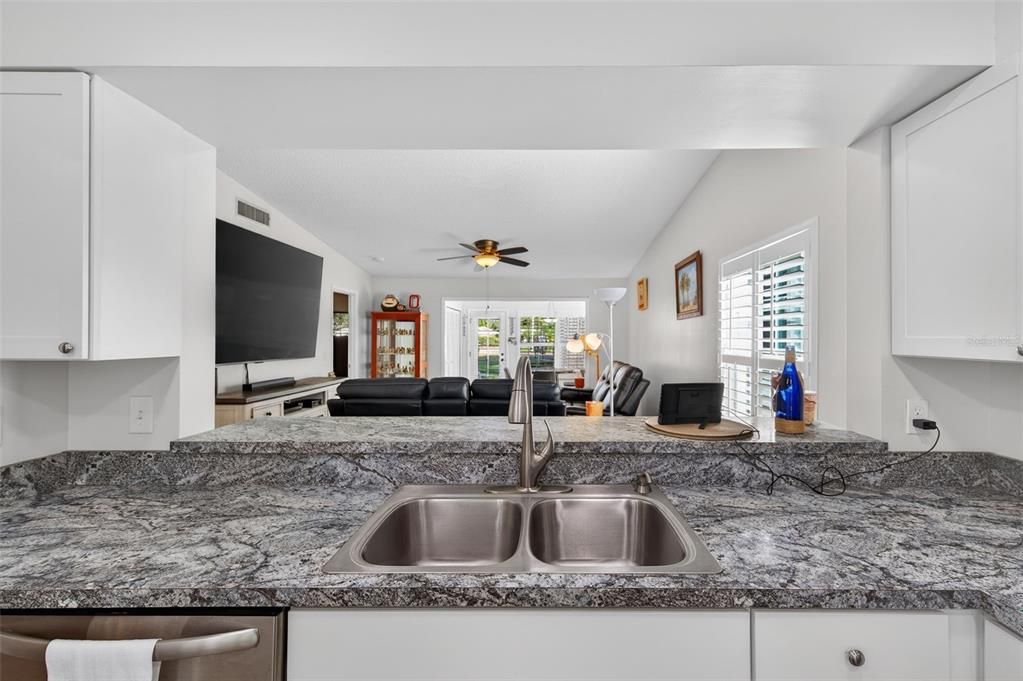 En Venta: $220,000 (2 camas, 2 baños, 1044 Pies cuadrados)