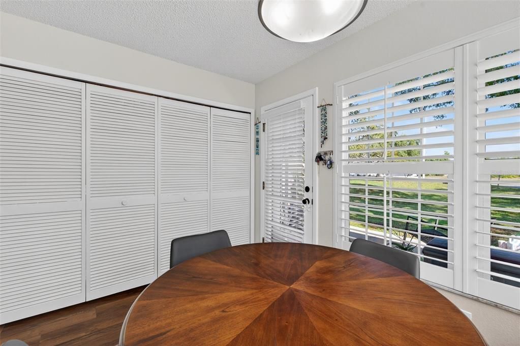 En Venta: $220,000 (2 camas, 2 baños, 1044 Pies cuadrados)