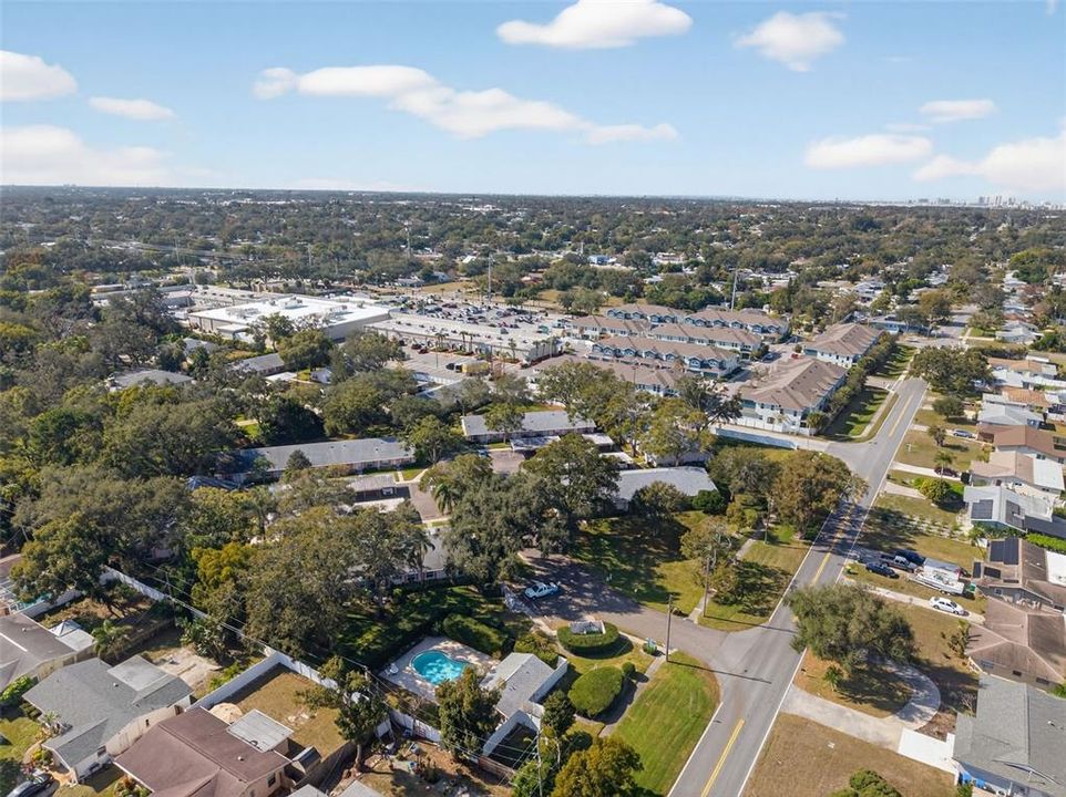 En Venta: $220,000 (2 camas, 2 baños, 1044 Pies cuadrados)