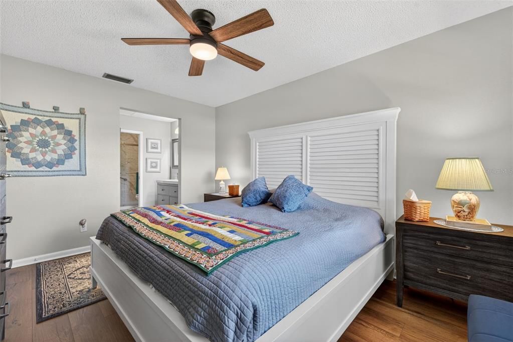 En Venta: $220,000 (2 camas, 2 baños, 1044 Pies cuadrados)