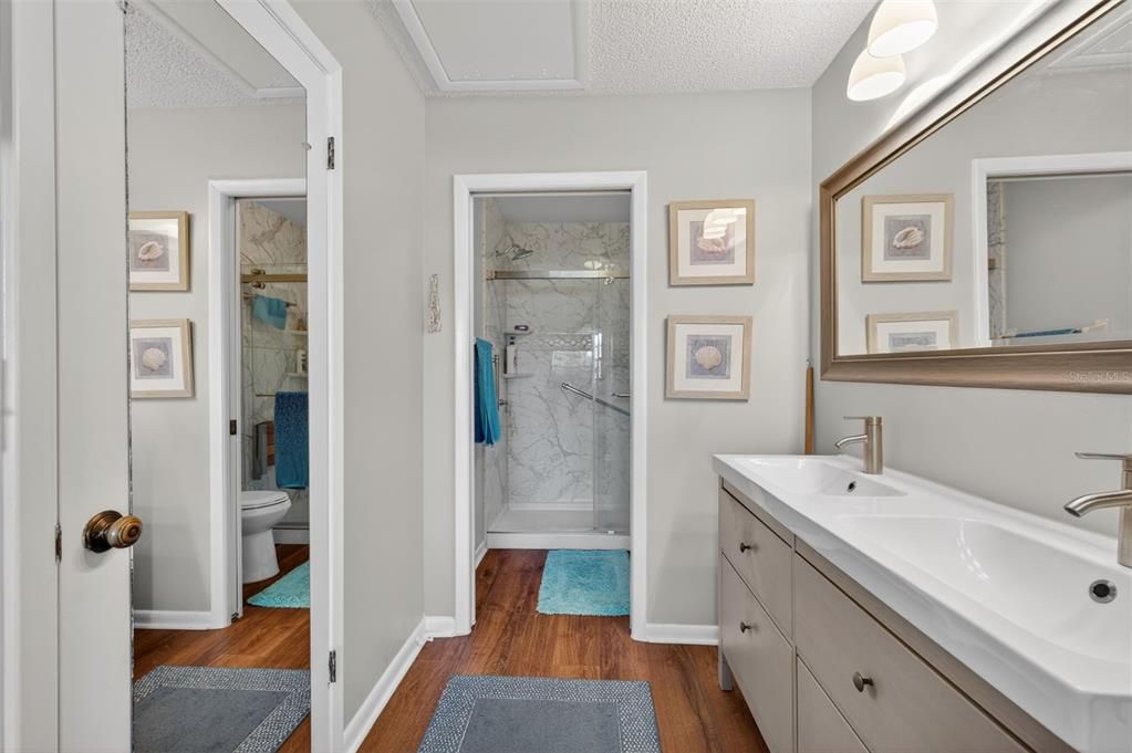 En Venta: $220,000 (2 camas, 2 baños, 1044 Pies cuadrados)