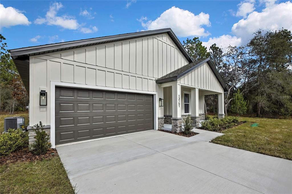 待售: $419,990 (4 贝兹, 3 浴室, 2061 平方英尺)