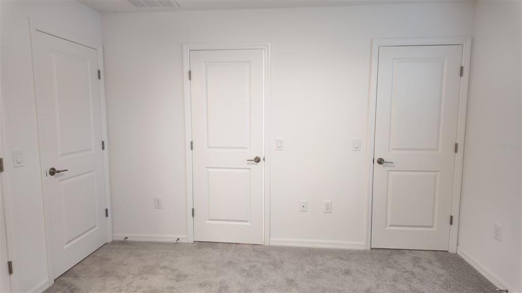 В аренду: $1,800 (2 спален, 2 ванн, 1255 Квадратных фут)