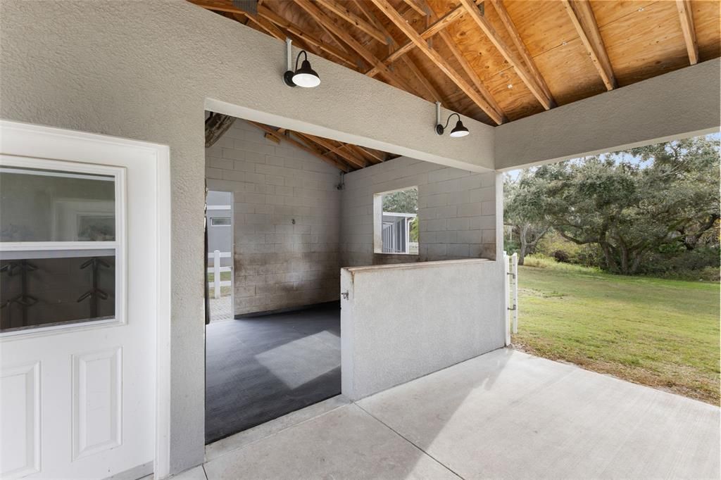 Activo con contrato: $889,950 (3 camas, 2 baños, 2325 Pies cuadrados)