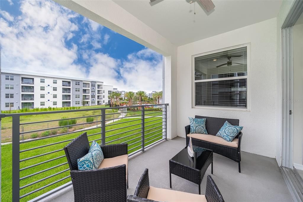 For Rent: $2,300 (2 beds, 2 baths, 1186 Square Feet)