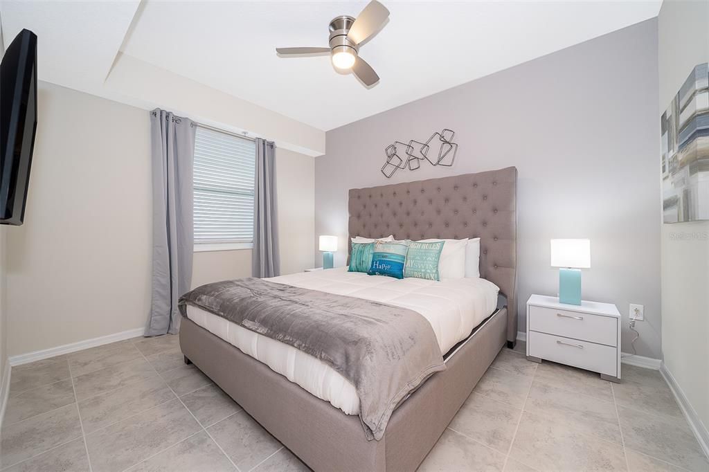 For Rent: $2,300 (2 beds, 2 baths, 1186 Square Feet)