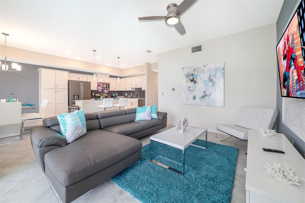 For Rent: $2,300 (2 beds, 2 baths, 1186 Square Feet)