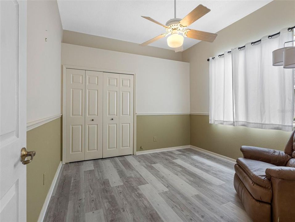 En Venta: $779,900 (4 camas, 3 baños, 2613 Pies cuadrados)