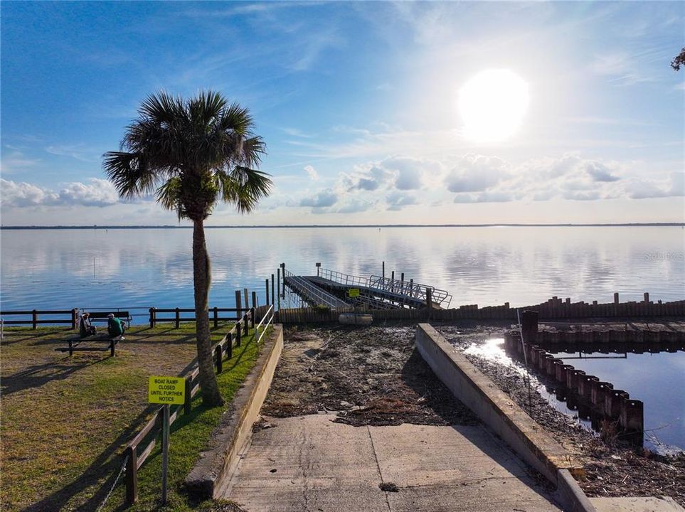 For Sale: $168,000 (2 beds, 2 baths, 897 Square Feet)