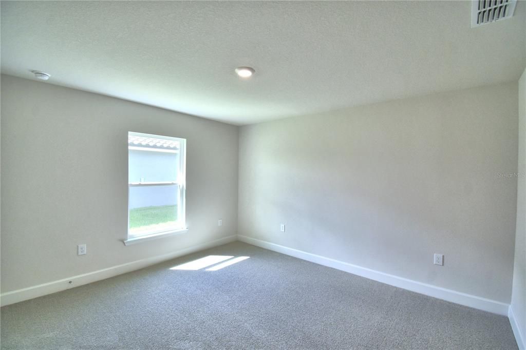 На продажу: $426,846 (3 спален, 2 ванн, 1970 Квадратных фут)