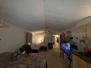 For Sale: $90,000 (2 beds, 2 baths, 924 Square Feet)