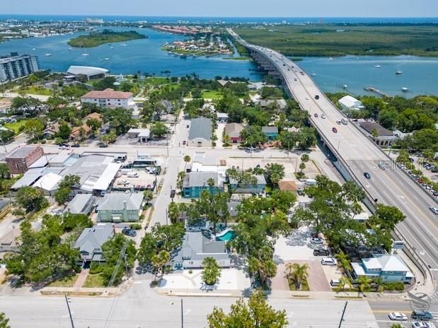 En Venta: $1,390,000 (4 camas, 2 baños, 3448 Pies cuadrados)