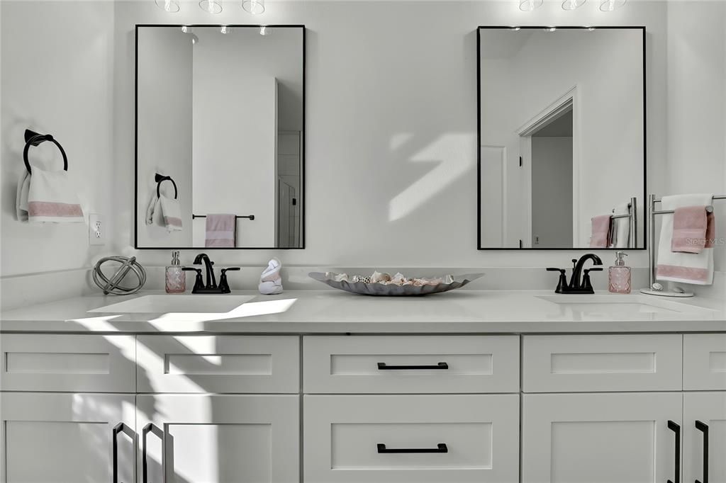 For Sale: $419,990 (4 beds, 3 baths, 2061 Square Feet)