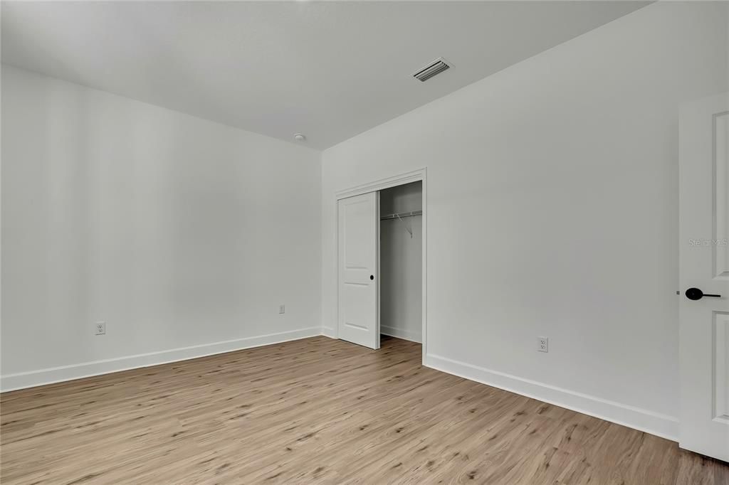 For Sale: $419,990 (4 beds, 3 baths, 2061 Square Feet)