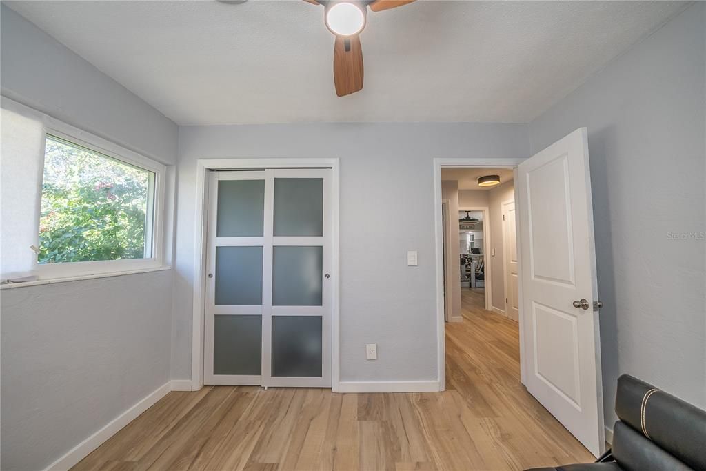 待售: $299,900 (3 贝兹, 2 浴室, 1512 平方英尺)