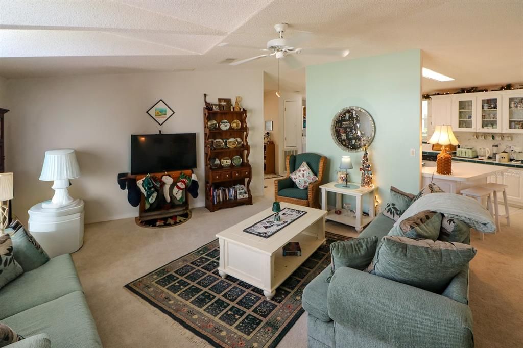 En Venta: $77,777 (2 camas, 2 baños, 1368 Pies cuadrados)