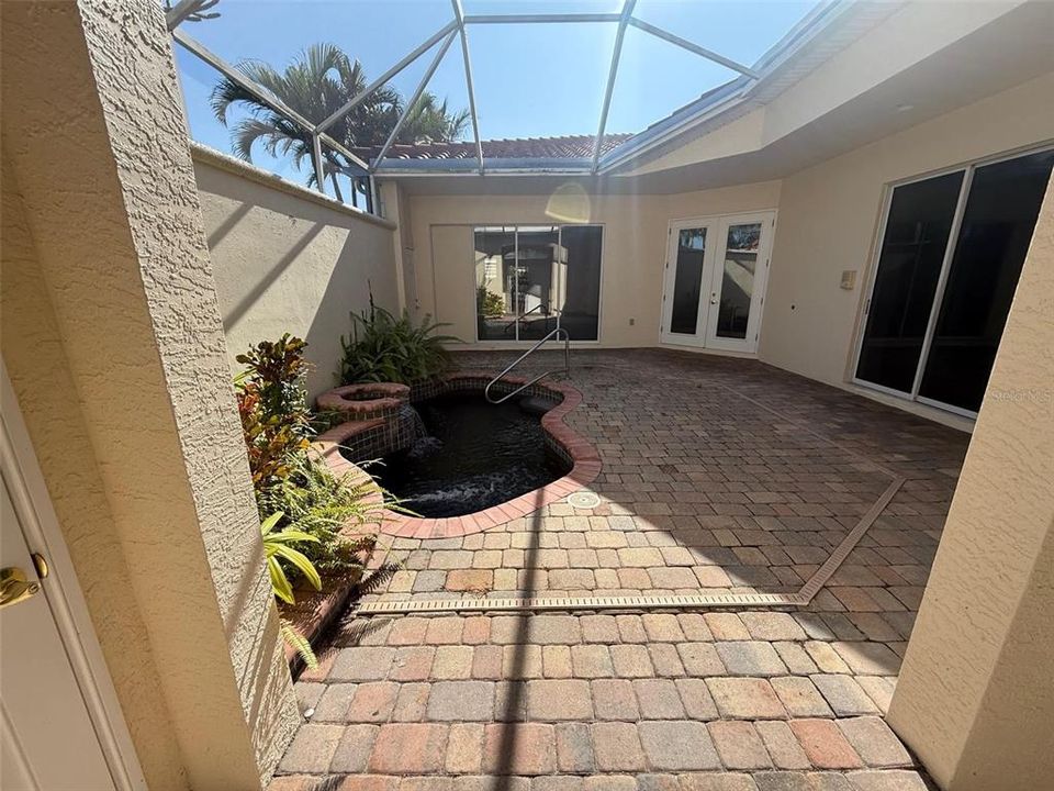 For Sale: $450,000 (3 beds, 2 baths, 1507 Square Feet)