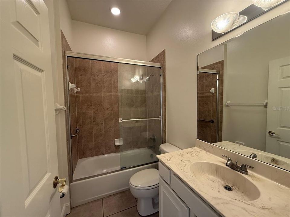 For Sale: $450,000 (3 beds, 2 baths, 1507 Square Feet)