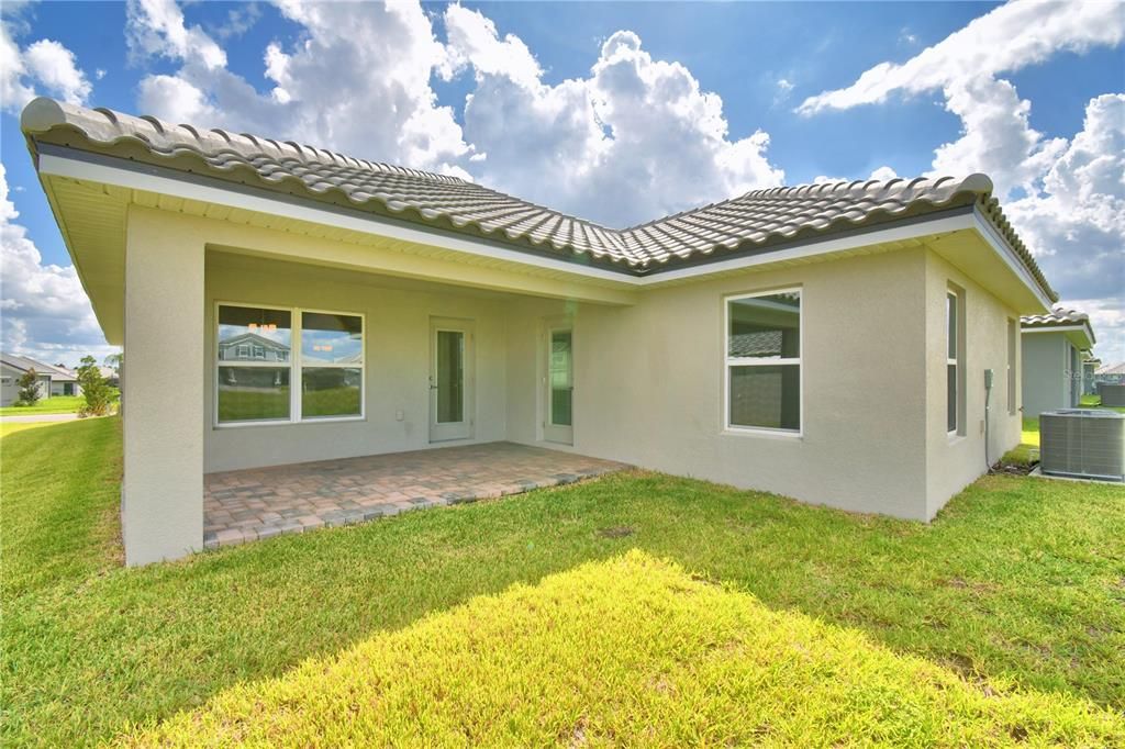 На продажу: $418,846 (3 спален, 2 ванн, 1970 Квадратных фут)