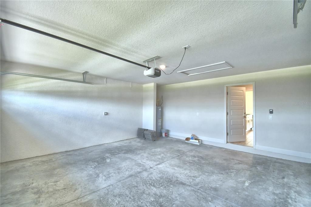 На продажу: $418,846 (3 спален, 2 ванн, 1970 Квадратных фут)