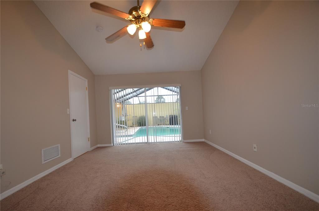 В аренду: $2,200 (3 спален, 2 ванн, 1586 Квадратных фут)