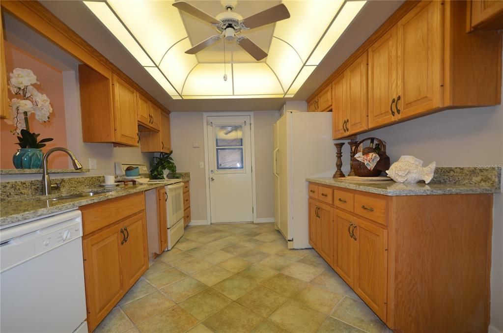 В аренду: $2,200 (3 спален, 2 ванн, 1586 Квадратных фут)