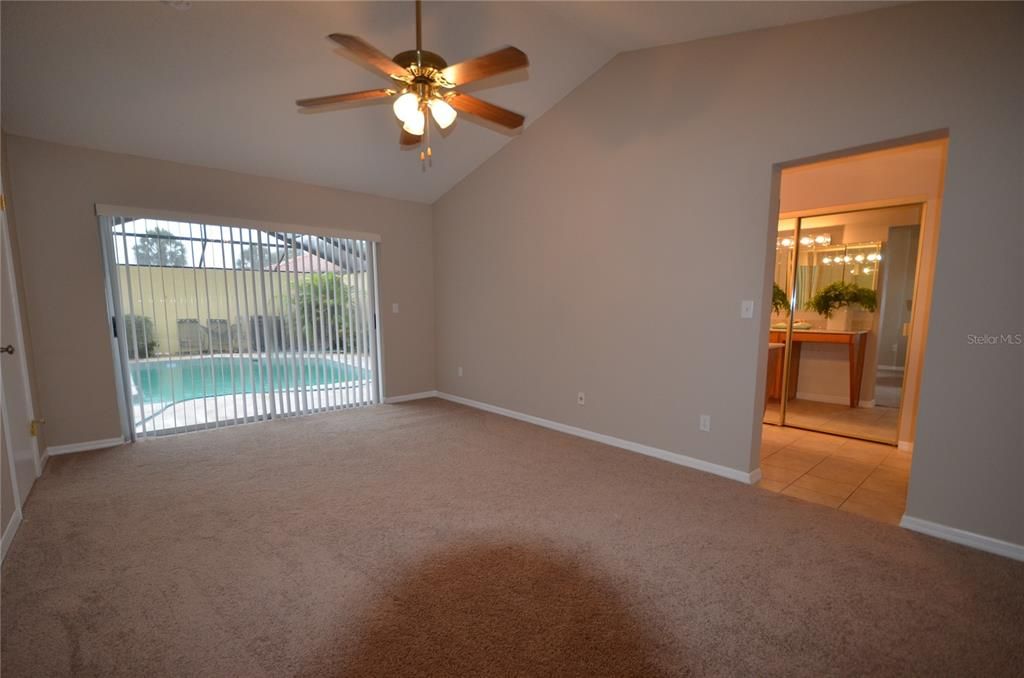 В аренду: $2,200 (3 спален, 2 ванн, 1586 Квадратных фут)